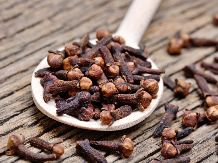 Organic Brown Clove